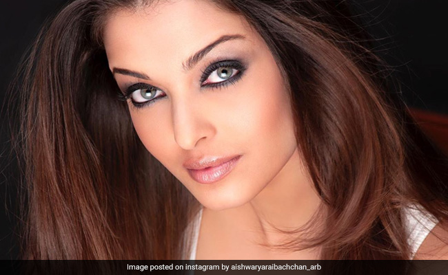 Dabboo Ratnani's 2020 Calendar: We Dare You To Look Away From Aishwarya Rai Bachchan