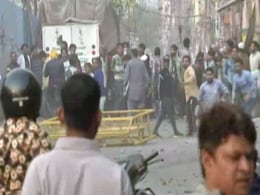 CAA Supporters, Protesters, Clash In Northeast Delhi: 10 Points CAA Supporters, Protesters, Clash In Northeast Delhi: 10 Points