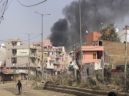 बॉलीवुड एक्ट्रेस ने दिल्ली में हुई हिंसा पर किया ट्वीट, बोलीं- एक सच्चे हिंदू होने के नाते मैं... बॉलीवुड एक्ट्रेस ने दिल्ली में हुई हिंसा पर किया ट्वीट, बोलीं- एक सच्चे हिंदू होने के नाते मैं...