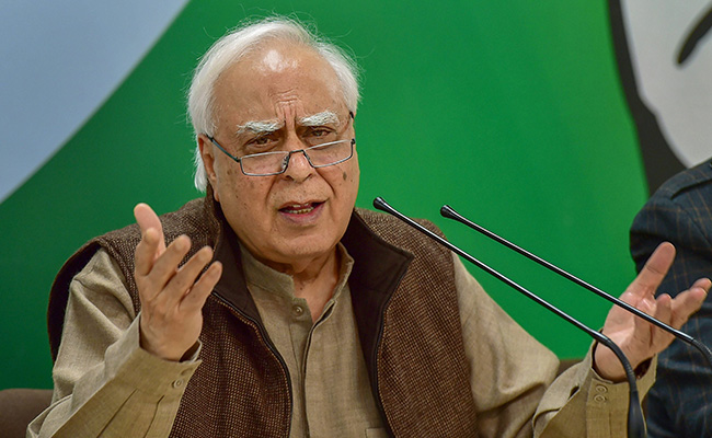 Any Plan Of <i>"Ghar Wapsi"</i>, If Not Joining BJP: Kapil Sibal To Sachin Pilot