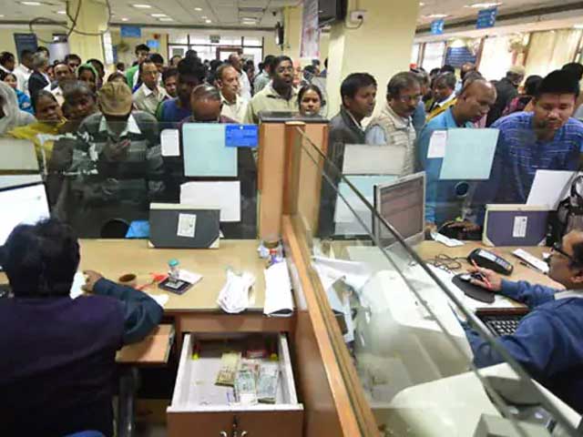 Insurance Cover For Bank Depositors To Be Raised To Rs 5 Lakh In Budget 2020