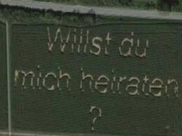 बॉयफ्रेंड ने गर्लफ्रेंड को इस अनूठे अंदाज में किया प्रपोज, Google Maps में दिखने लगी फोटो बॉयफ्रेंड ने गर्लफ्रेंड को इस अनूठे अंदाज में किया प्रपोज, Google Maps में दिखने लगी फोटो