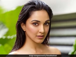 Watch: Kiara Advani Celebrated Her Birthday With Plenty Of Balloons And Special Cake