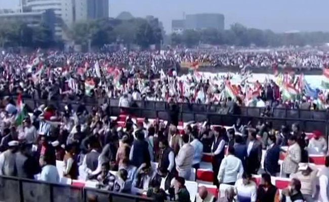 The 6 Ministers Who Took Oath Along With Arvind Kejriwal