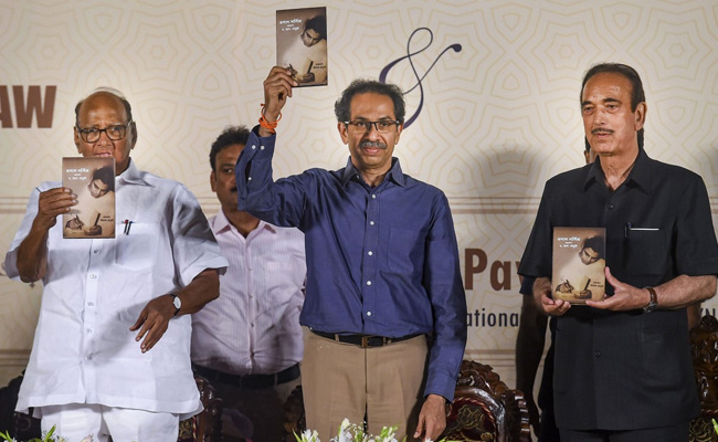 CM उद्धव ठाकरे ने कसा PM मोदी पर तंज, कहा- दिल की बात 'मन की बात' की तरह नहीं