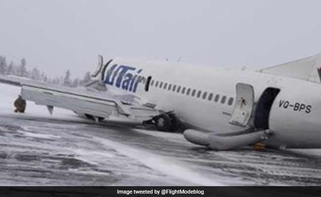 Utair Boeing Belly Lands In Russia After Gear Malfunction, All 100 Onboard Safe