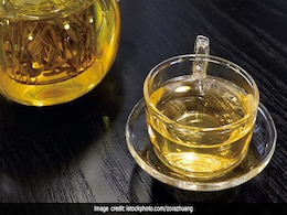 Lemongrass Tea Benefits: सेहत के लिए कितनी फायदेमंद है लेमनग्रास टी, यहां जानें कमाल के फायदे Lemongrass Tea Benefits: सेहत के लिए कितनी फायदेमंद है लेमनग्रास टी, यहां जानें कमाल के फायदे