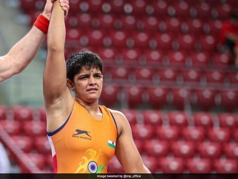 Sonam Malik Beats Sakshi Malik To Win Gold At Senior Wrestling Nationals