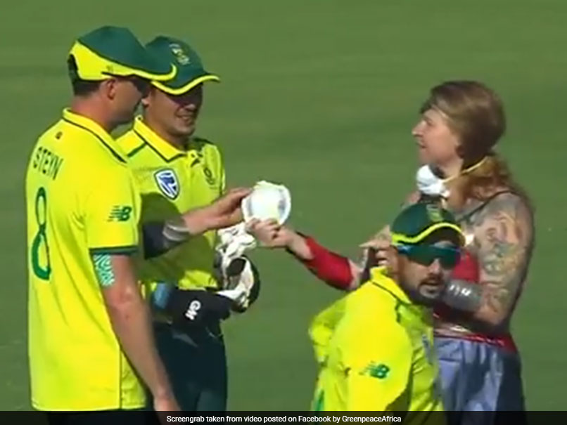 Watch: "Wonder Woman" Interrupts Play, Hands Masks To Quinton De Kock, Dale Steyn