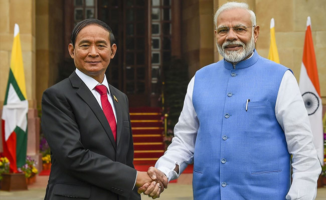 India Signs 10 Agreements With Myanmar