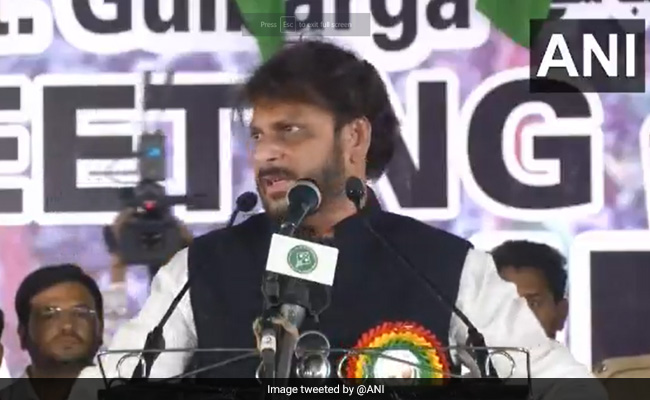 AIMIM To Seek Explanation From Waris Pathan Over "15 Crore Muslim" Remark