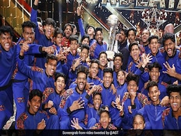 America's Got Talent में भारतीय डांस ग्रुप ने की जीत हासिल, धमाकेदार डांस Video हुआ वायरल America's Got Talent में भारतीय डांस ग्रुप ने की जीत हासिल, धमाकेदार डांस Video हुआ वायरल
