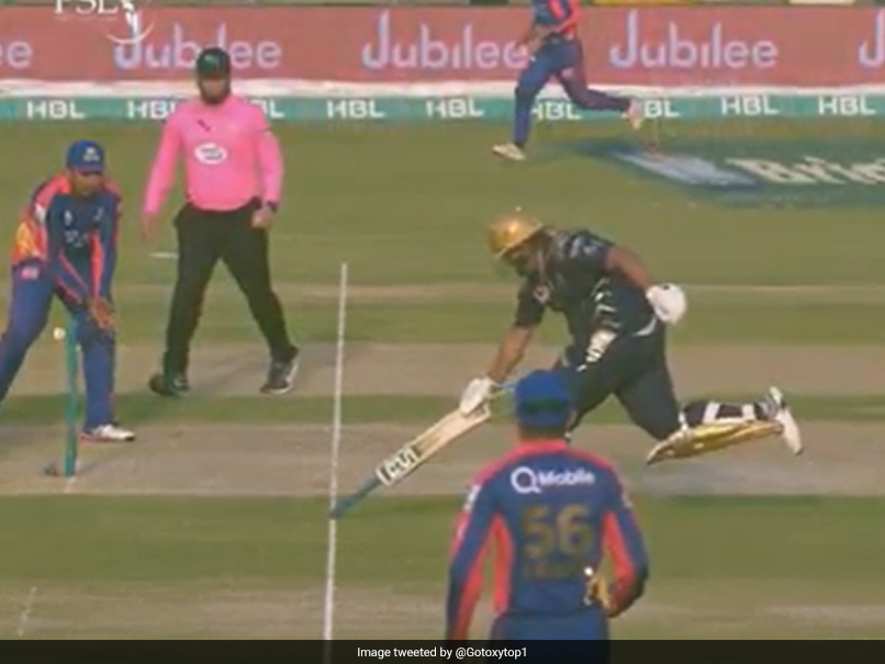 Moin Khan's Son Completes Run Holding Bat Upside-Down In Pakistan Super League. Watch Video