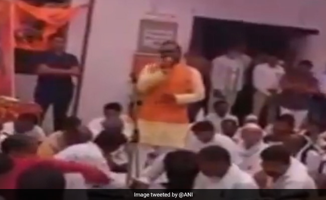 मध्य प्रदेश के कांग्रेस विधायक की धमकी- '...हम खाल नोचने में कसर नहीं छोड़ेंगे', देखें VIDEO