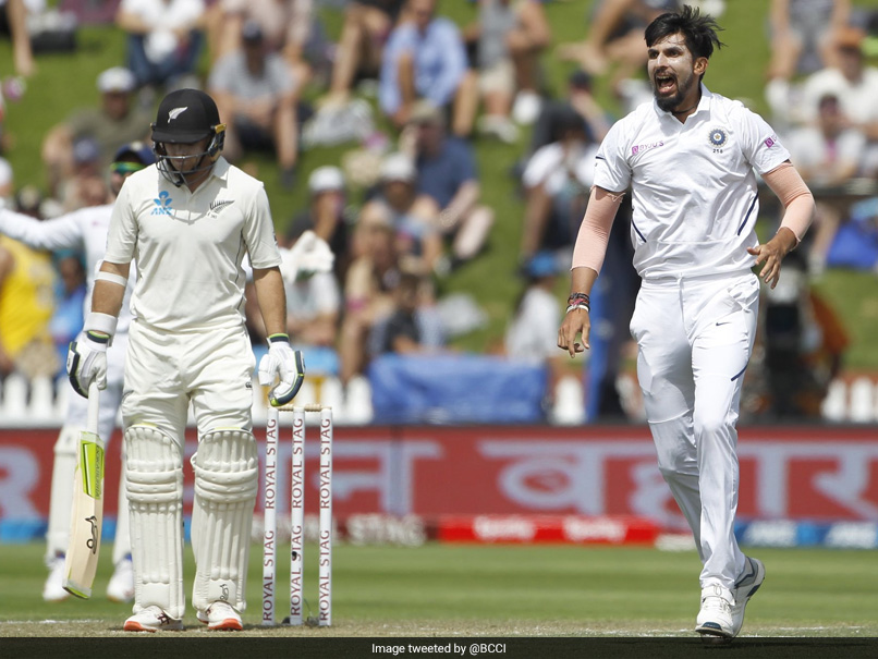 NZ Vs IND 1st Test Day 2:  दूसरे दिन न्यूजीलैंड 5/216, मेजबान 51 रन की बढ़त पर