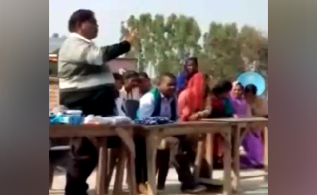"Put Rs. 100 In Answer Sheets": UP School Principal's Advice To Students