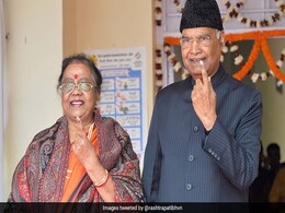 President Ram Nath Kovind, Wife Cast Their Vote In Delhi Assembly Elections President Ram Nath Kovind, Wife Cast Their Vote In Delhi Assembly Elections