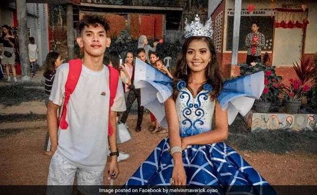 लड़की के पास नया गाउन खरीदने के नहीं थे पैसे, भाई ने घर पर बना डाली ये खूबसूरत ड्रेस, देखें Video