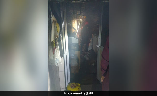 एम्स के कार्डियो साइंस सेंटर में लगी आग, मौके पर पहुंची दमकल की 10 गाड़ियां