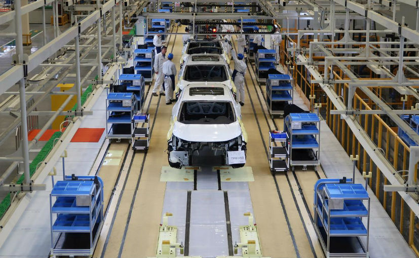 Honda, Fiat Chrysler Aim To Restart U.S., Canada Auto Production In May