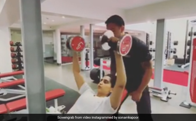 Sonam Kapoor 'Can't Wait For A Six-Pack.' Here's How She's Getting One