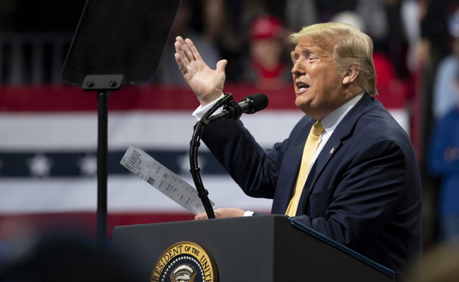 Ahead Of Donald Trump's Visit, Congress Raises Pitch On Trade Deal, H-1B Visa