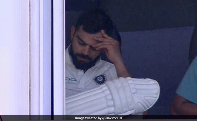 IND vs NZ: ताश के पत्ते के तरह उड़े भारतीय बल्लेबाज, ट्विटर पर बने Memes, वायरल हुआ विराट कोहली का रिएक्शन