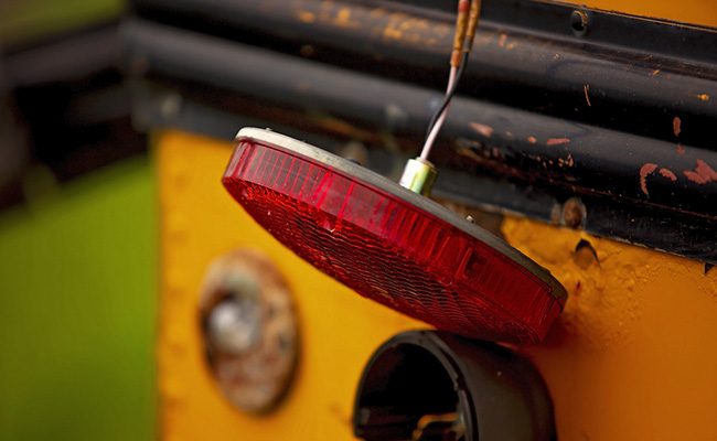 उत्तर प्रदेश के मुजफ्फरनगर में दो स्कूल बसों की टक्कर में सगे भाई-बहन की मौत, कई घायल