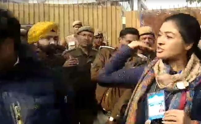 Candidate Alka Lamba's Slap Starts Congress-AAP Fight At Polling Station