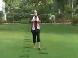 राहुल गांधी ने पीएम मोदी का Video शेयर कर कहा- इस तरह कुछ और करिए, शायद अर्थव्यवस्था चल पड़े राहुल गांधी ने पीएम मोदी का Video शेयर कर कहा- इस तरह कुछ और करिए, शायद अर्थव्यवस्था चल पड़े