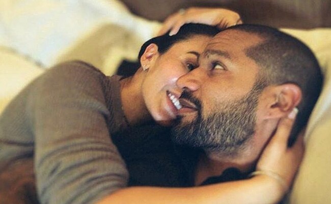 Happy Valentines Day 2020: Thats how Shikhar Dhawan gives the Love message to Marriage couple on Valentine Day Happy Valentines Day 2020: Thats how Shikhar Dhawan gives the Love message to Marriage couple on Valentine Day