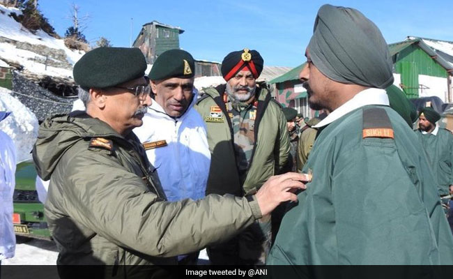 Army Chief Urges Troops In J&K To Remain Alert Amid Ceasefire Violations