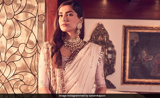For Armaan Jain's Reception, Sonam Kapoor Wore This Piece From Mom-In-Law's Collection