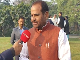 BJP सांसद रमेश बिधूड़ी बोले- 'देशद्राहियों को गोली मारने के नारे लगाने में क्या गलत है' BJP सांसद रमेश बिधूड़ी बोले- 'देशद्राहियों को गोली मारने के नारे लगाने में क्या गलत है'