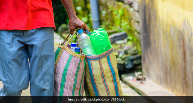 This One-Of-A-Kind Cafe In Delhi Is Giving Meals In Exchange Of Plastic; Know More