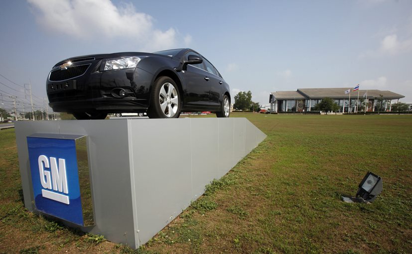 General Motors Swings To Profit, Raises Full-Year Outlook