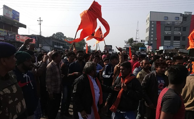 मध्यप्रदेश: सौसर में छत्रपति शिवाजी की प्रतिमा को हटाने पर बवाल, छिंदवाड़ा-नागपुर हाइवे पर धरने पर बैठे प्रदर्शनकारी