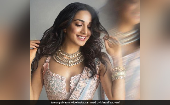 Viral Video: कियारा आडवाणी ने 'सौदा खरा-खरा' गाने पर किया जोरदार डांस, शादी का वीडियो हुआ वायरल