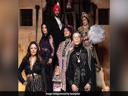 How Gauri Khan, Malaika Arora, Karan Johar And Others Lit Up Arvind Dubash's Grand Birthday In Jaisalmer How Gauri Khan, Malaika Arora, Karan Johar And Others Lit Up Arvind Dubash's Grand Birthday In Jaisalmer