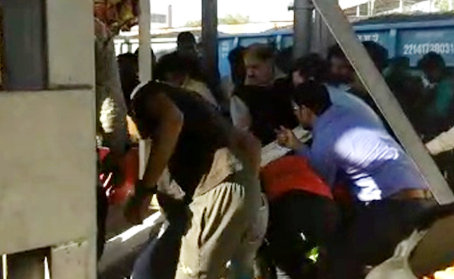 Nine Injured As Portion Of Overbrige Collapses At Bhopal Railway Station