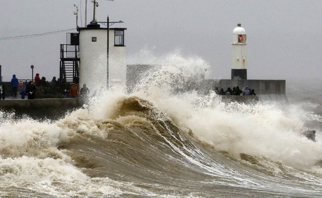 1 Dead As Storm Dennis Slams UK, Power Cuts Hit France