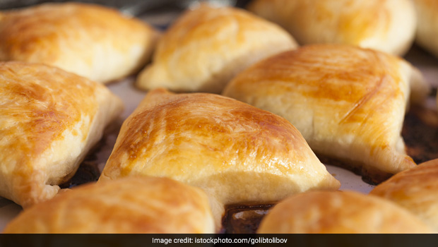 Love Samosa? Try This Masala Atta Samosa Snack Which Is Nothing Like You Get On The Streets