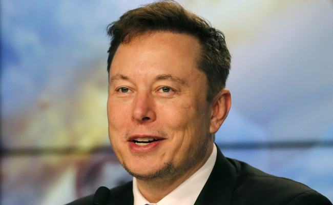 Elon Musk Voices Support For Twitter CEO After Activist Clash