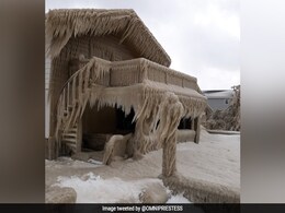 New York Homes Found Covered In Ice, Trapping Residents Inside. See Pics New York Homes Found Covered In Ice, Trapping Residents Inside. See Pics