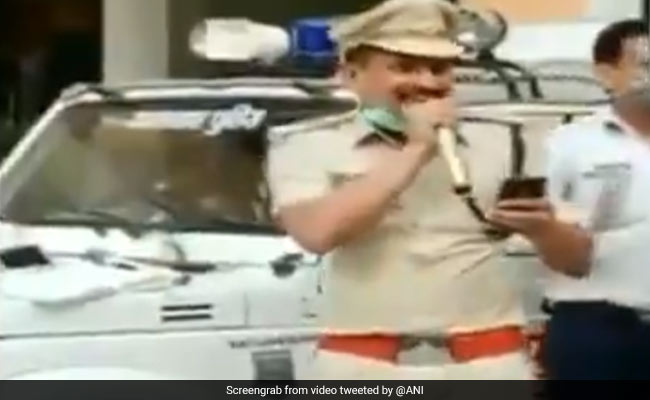 Chhattisgarh Cop's Musical Warning During Coronavirus Lockdown Is Viral