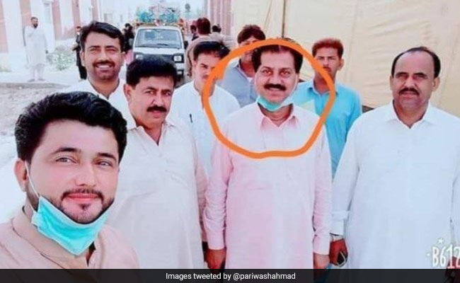 Pakistani Civil Servants Sacked For Selfie With Coronavirus Patient