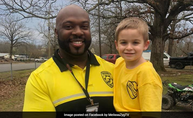 US 5-year-old's "Dress As Your Favorite Person" Look Wins Hearts