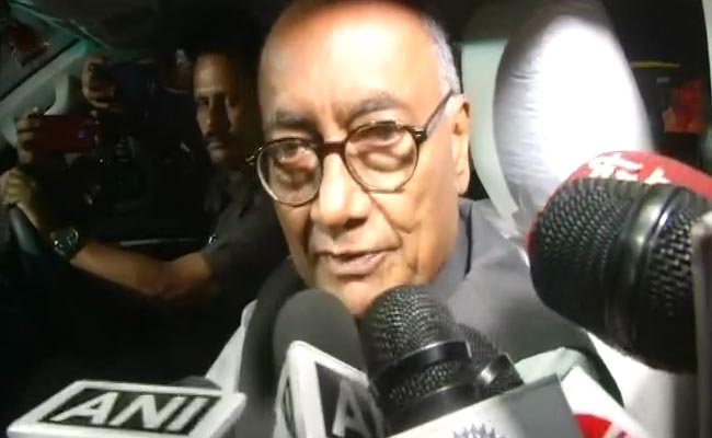 Congress Seems Headed For Digvijaya Singh vs Shashi Tharoor: 10 Facts