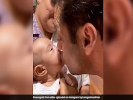 Salman Khan Showering Baby Niece Ayat With Kisses Is The Cutest Thing You'll See Today Salman Khan Showering Baby Niece Ayat With Kisses Is The Cutest Thing You'll See Today