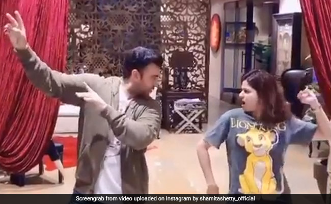 Shamita Shetty's ROFL Dance-Off With <I>Jiju</I> Raj Kundra. Guess Who Won?